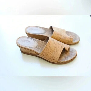 Elliot Lucca sandals